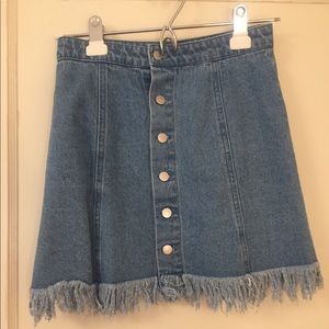 Denim skirt with buttons